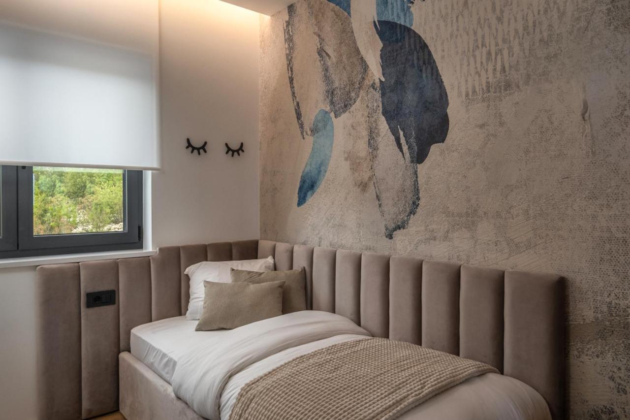 Villa Ameli Apartment With Swimming Pool Rijeka Ngoại thất bức ảnh