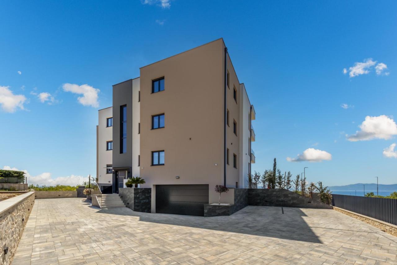 Villa Ameli Apartment With Swimming Pool Rijeka Ngoại thất bức ảnh