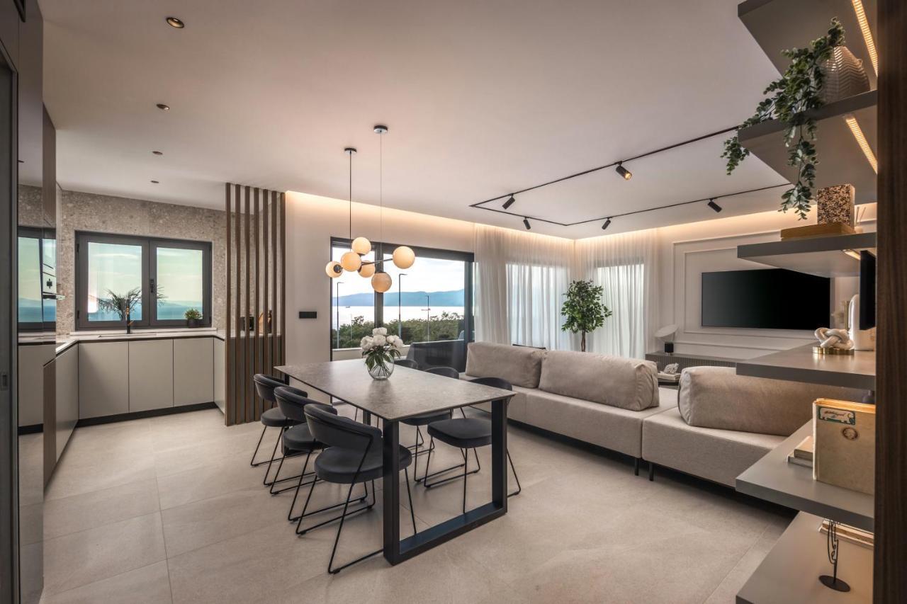 Villa Ameli Apartment With Swimming Pool Rijeka Ngoại thất bức ảnh