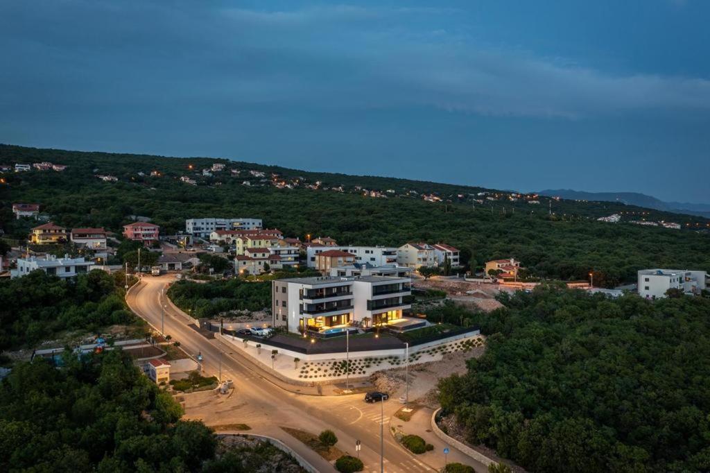 Villa Ameli Apartment With Swimming Pool Rijeka Ngoại thất bức ảnh